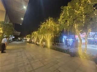 Bán căn penthouse hai mặt view sông, 503.5m2, giá chỉ 18,9 tỷ, sổ hồng, nh hỗ trợ vay. 0902 747 ***