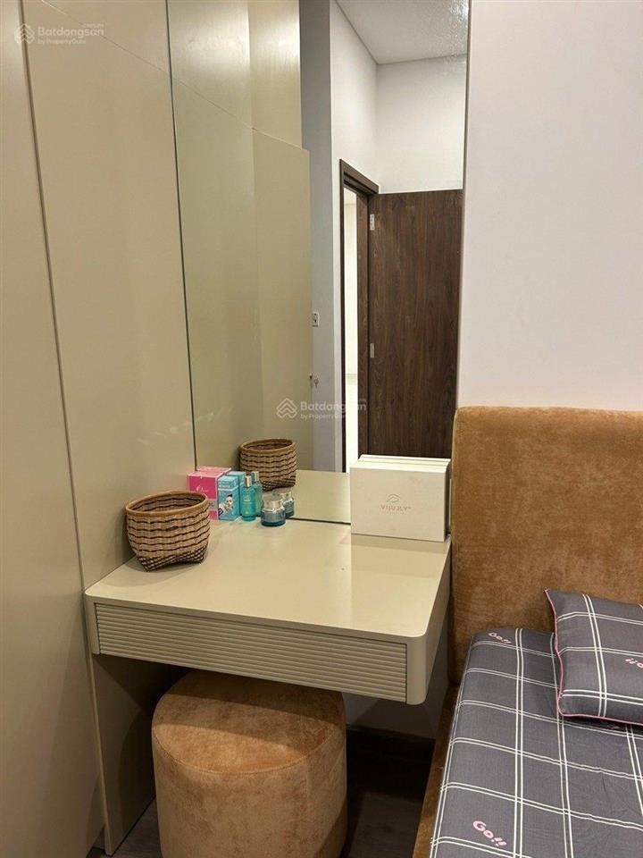 Cho thuê chung cư bảy hiền tower  tân bình. dt 80m2, 2pn. giá 11 tr/th nhà đẹp.  0933 813 ***