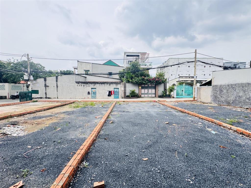 Bán đất phạm văn đồng, thủ đức gần gigamall chợ hiệp bình. shr, xây cao tầng