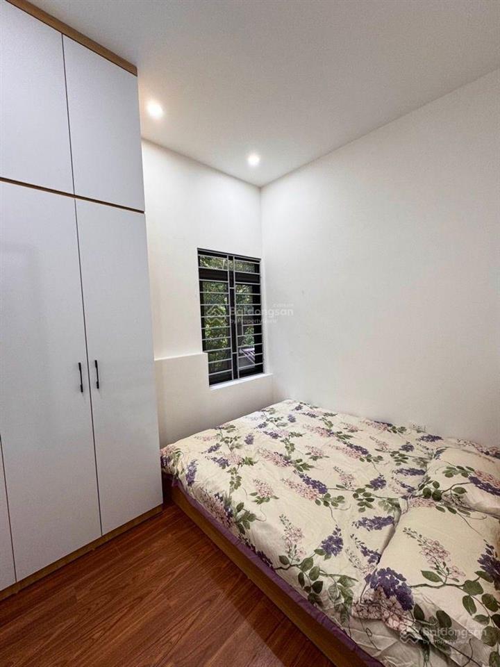 Bán nhà ô tô đỗ cửa  thang máy  2 thoáng  phố bạch đằng  hoàn kiếm sổ riêng 40m 5 tầng 10,8 tỷ