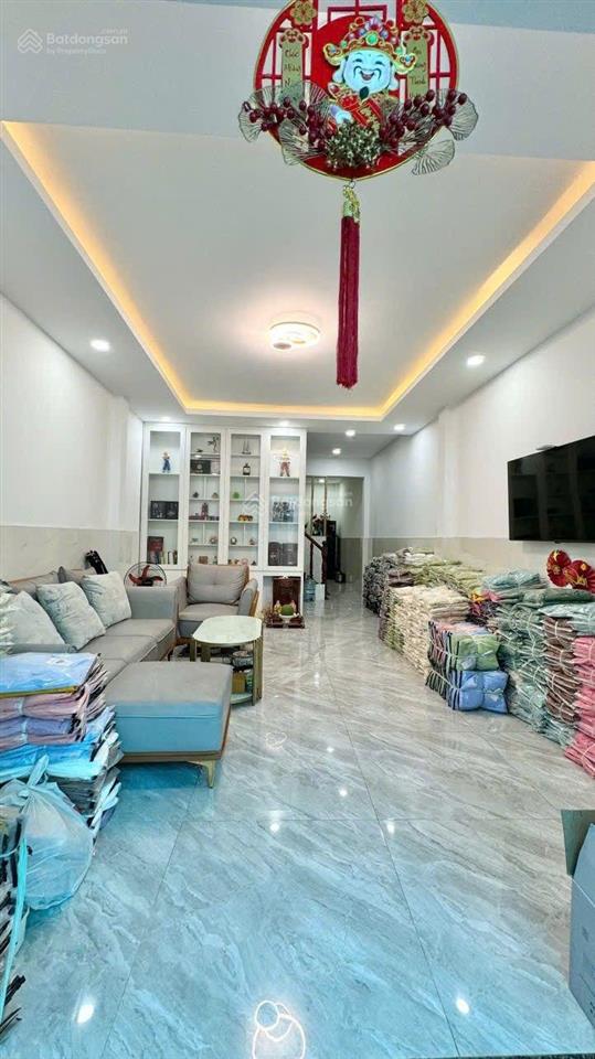 Hxh góc 2mt 666/ cmt8  5,1x17m  nhà 5 tầng giá 26,5 tỷ