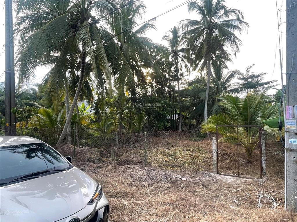 Bán đất biệt thự vườn 5623m2, 100m2 thổ cư, ngã bát, hưng phú, cần thơ. giá 1,2tr/m2