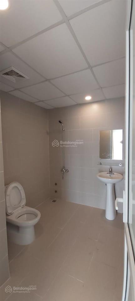 Cho thuê căn hộ chung cư hapulico complex 100m2, 2 phòng ngủ cơ bản giá 15 triệu/tháng