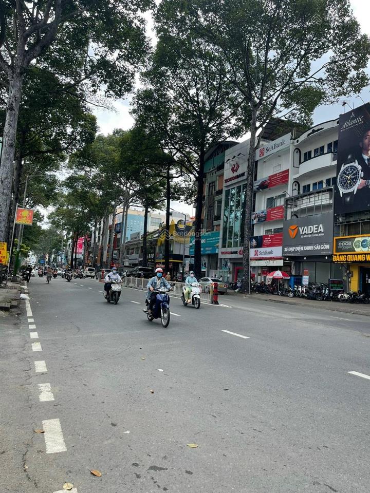 Thu nhập 50tr/th, bán nhà mt trần hưng đạo, q1, 4.1mx17.25m, 4 tầng kiên cố, giá 28.5 tỷ (tl)