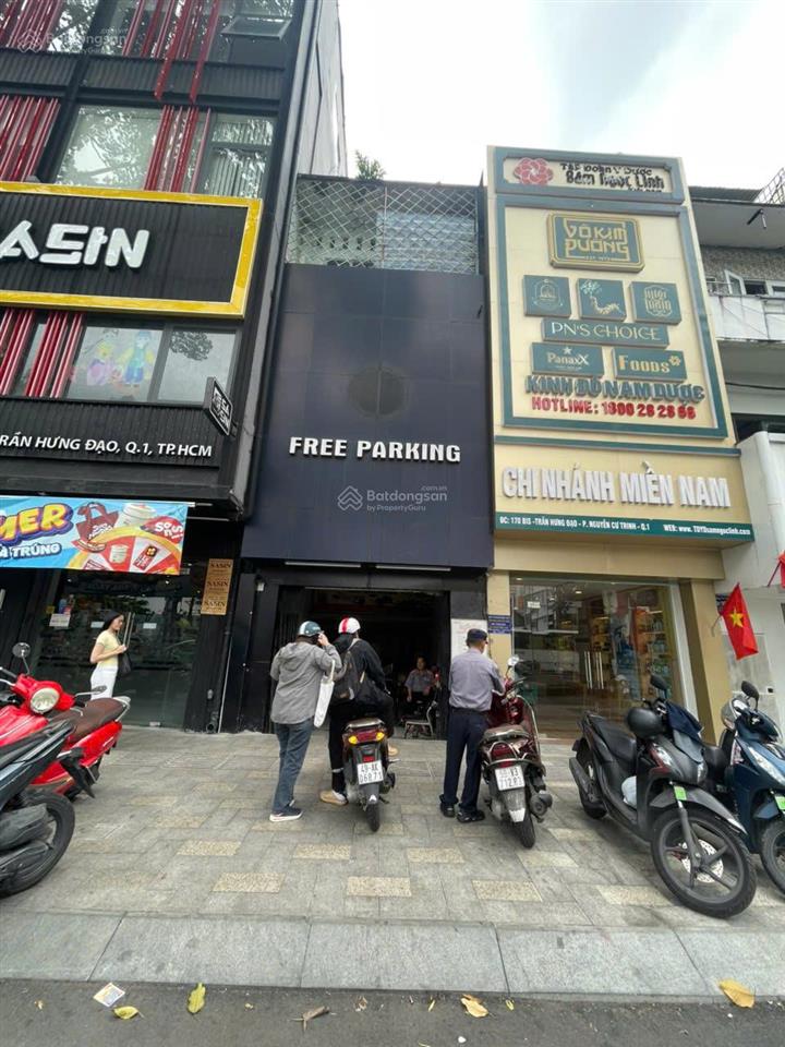 Thu nhập 50tr/th, bán nhà mt trần hưng đạo, q1, 4.1mx17.25m, 4 tầng kiên cố, giá 28.5 tỷ (tl)