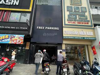 Thu nhập 50tr/th, bán nhà mt trần hưng đạo, q1, 4.1mx17.25m, 4 tầng kiên cố, giá 28.5 tỷ (tl)