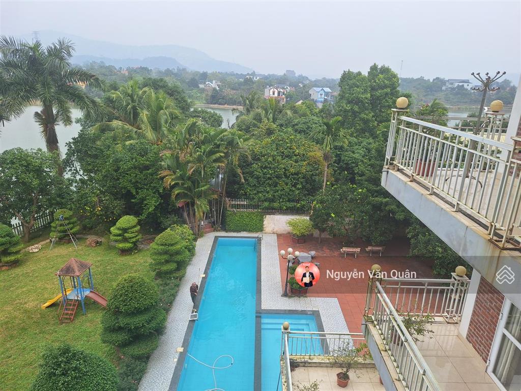 Hiếm! đẹp! homestay bám hồ cực hiếm  1832m2 xây 7 tầng, thang máy, 12 phòng, khai thác dòng tiền