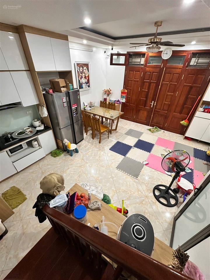 Chủ cần bán gấp, nhà 6 tầng , mt 5m, ô chờ thang máy , ô tô ngay gần nhà