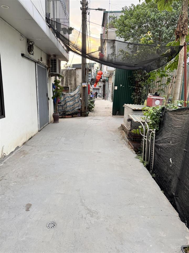 Bán nhà âu cơ  31m x 2 tầng chỉ 2.7tỷ