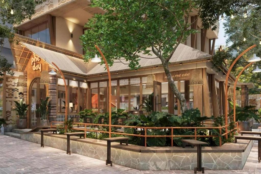 Cho thuê biệt thự hoàng ngân diện tích 150m2 x 4tầng mặt tiền 15m khuôn đất 300m2 giá 130tr