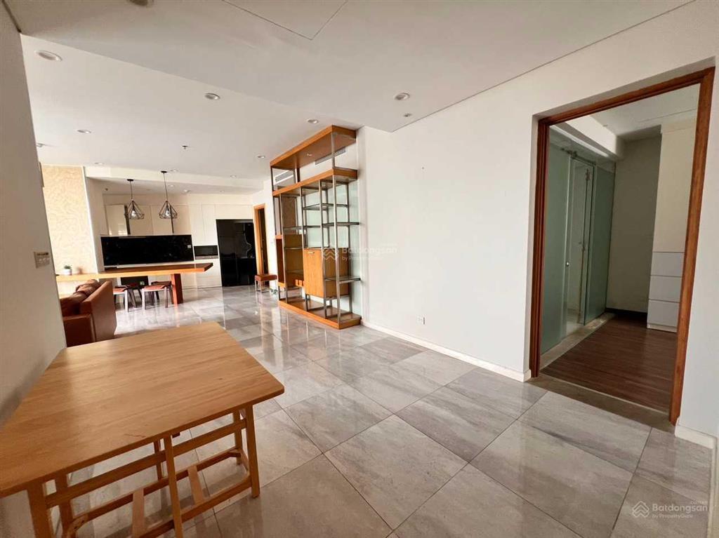 Căn hộ cao cấp sarimi  3 phòng 136m2. view công viên sinh thái sala 45.000.000 vnđ/ 1 tháng