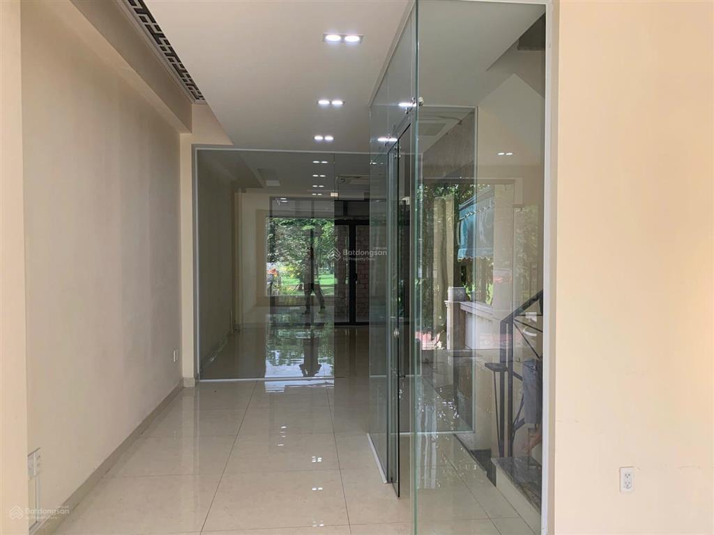 Cho thuê văn phòng him lam kênh tẻ 10 triệu/th