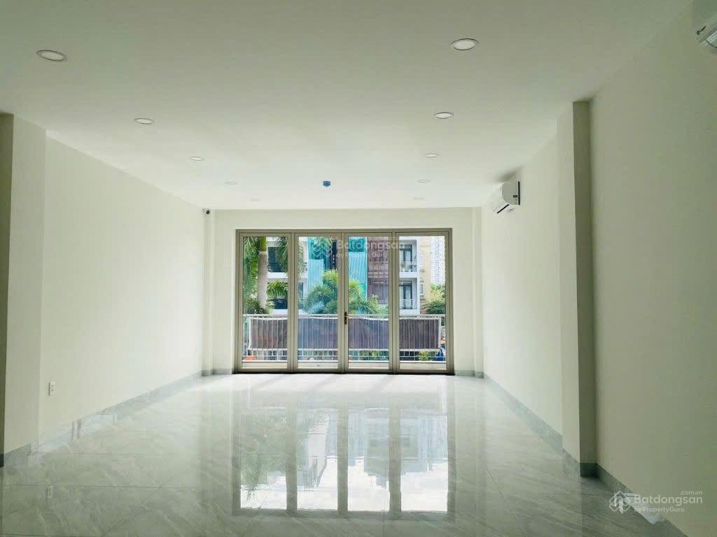 Cho thuê văn phòng him lam kênh tẻ 10 triệu/th