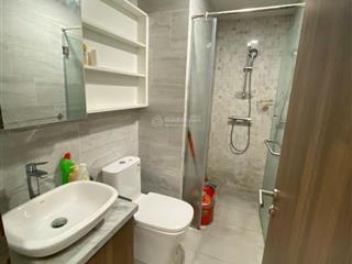 Nhanh tay chủ cho thuê căn hộ cc kingston, phú nhuận dt 65m2 2pn giá tốt 15tr/th.  0779 072 ***