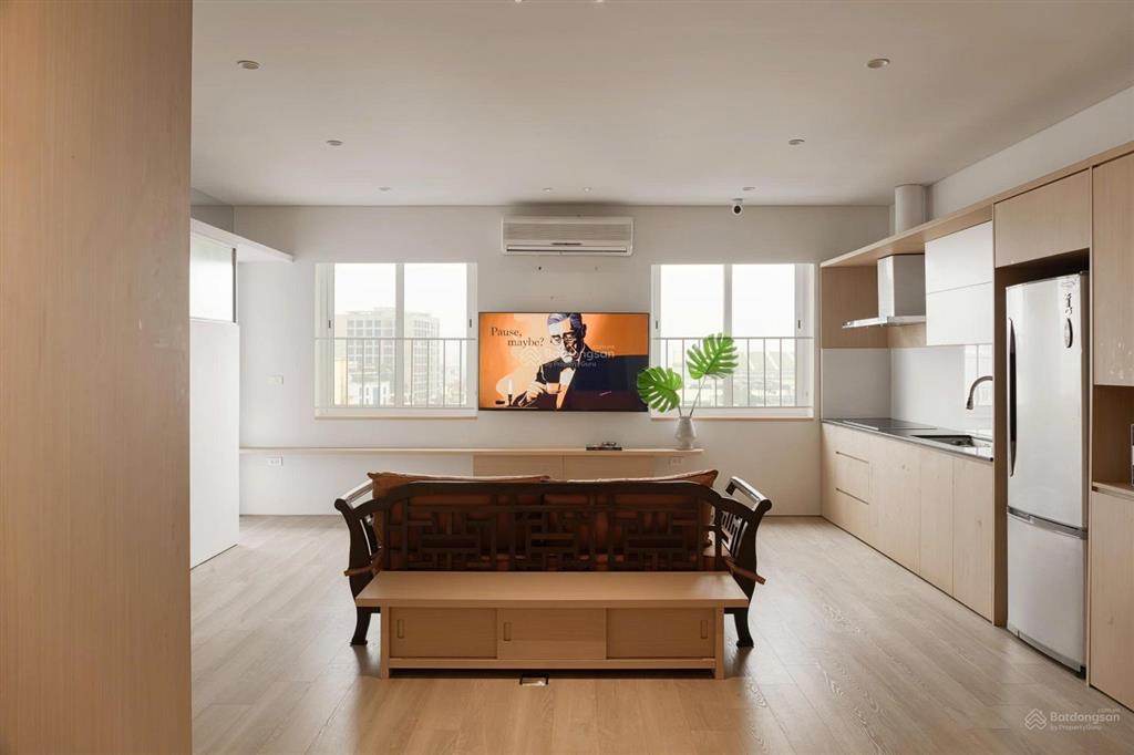 Chung cư cao cấp đội nhân ba đình  98,7m2 tầng đẹp  view hồ tây  nội thất tiền tỷ  giá tốt