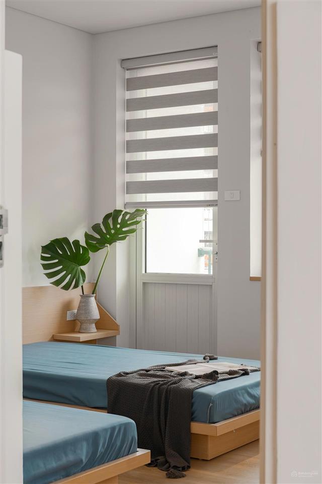 Chung cư cao cấp đội nhân ba đình  98,7m2 tầng đẹp  view hồ tây  nội thất tiền tỷ  giá tốt