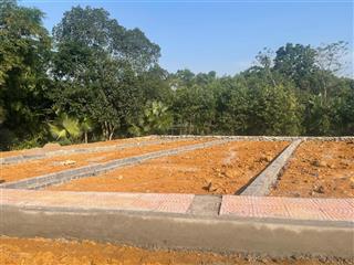 Đất này không mua thì mua đâu. chỉ 450 triệu lô đất thị trấn 100m2 , full thổ cư, sổ đỏ