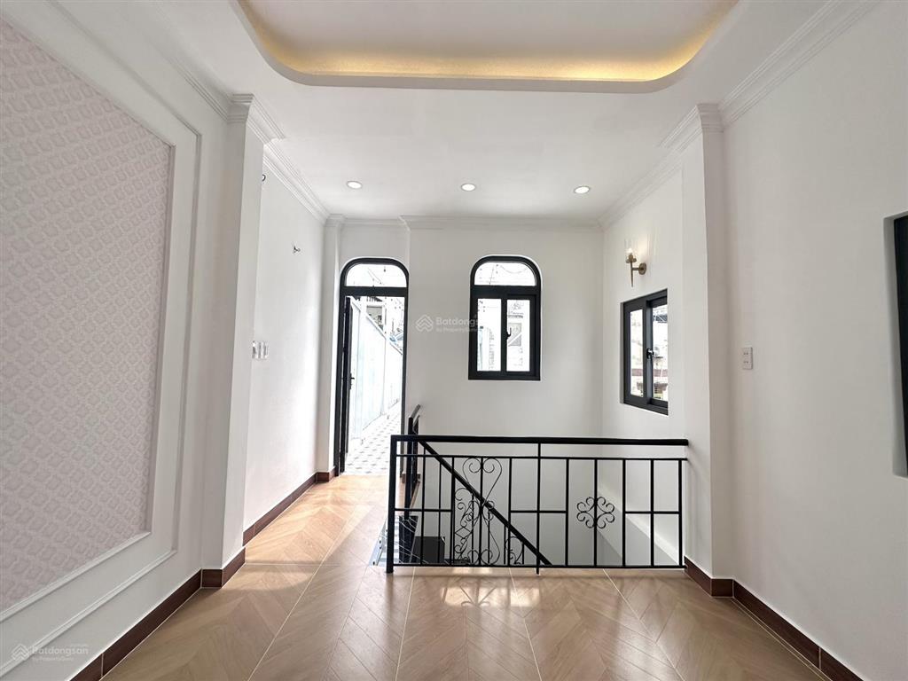 Phan xích long  50m2  hẻm xe hơi 4 chỗ  4 tầng mới đẹp  4pn  6 wc  full nội thất 8,99 tỷ tl