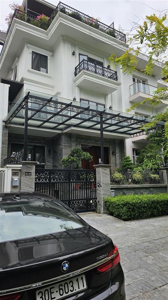 Tôi chính chủ cần bán biệt thự song lâp, khu k,dt 180m2, xây 4 tầng,mt 9m trục đường 30m,vị trí đẹp