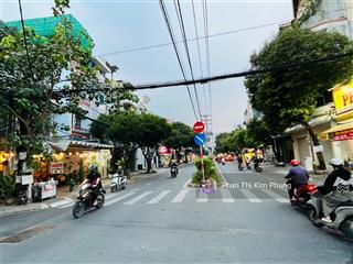 Bán nhà góc 2 mt nguyễn cửu đàm  6.8mx18m  trệt lửng 3 lầu  giá 32 tỷ