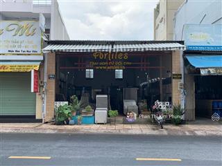 Bán cặp nhà mặt tiền kinh doanh tân hương, 7mx19m, nhà cấp 4  giá 27 tỷ hiếm có