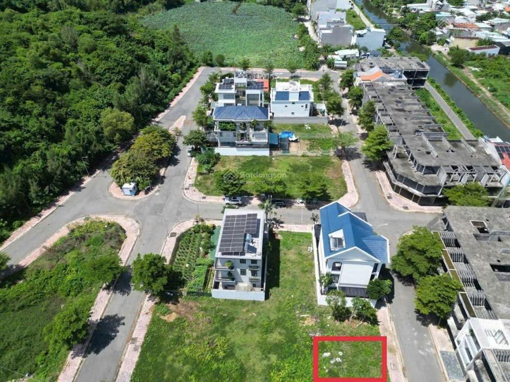 Bán gấp  lô đất biệt thự cách biển du lịch sun blanca city vũng tàu chỉ 200m, giá 14.2 tỷ