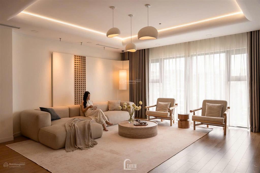 Bán chcc 89m2 2pn2wc tòa hà nội paragon, cầu giấy, tòa a, tầng trung hướng mát, full đồ, nhỉnh 8tỷ