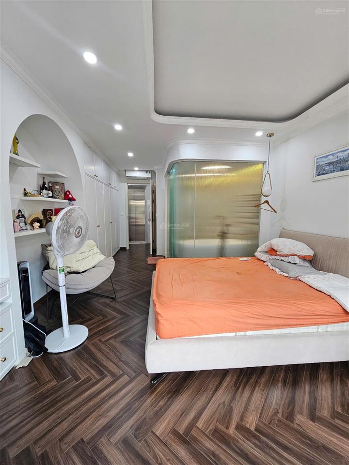Nhà phân lô phùng chí kiên, 50m2, 5 tầng, mặt ngõ ô tô tránh, 50m ra phố, kinh doanh đẹp