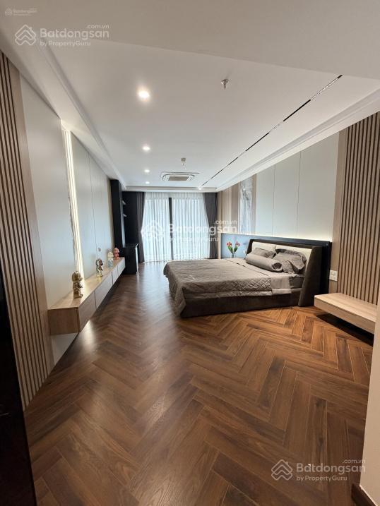 Chính chủ bán nhà hoàng quốc việt, 65m2, 7 tầng thang máy, gara ô tô chỉ 18.5 tỷ