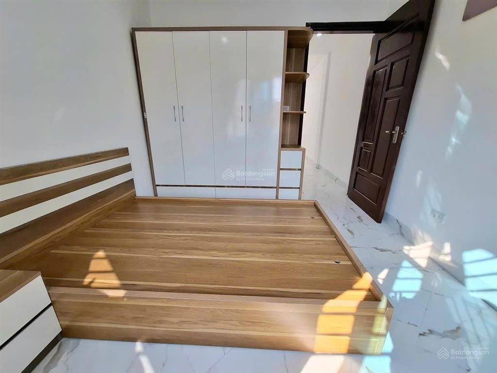 Nhà mới 5tx32m2 ô tô cách 20m có nội thất 5p ra ql6 cầu mai lĩnh biên giang giá chỉ 3,5 tỷ