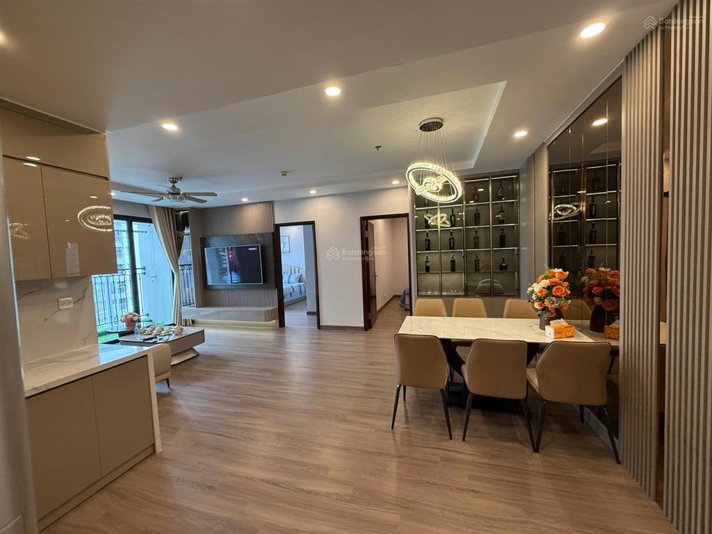 Bán căn góc tầng trung 3pn, 125m2 tại berriver jardin long biên, 11 tỷ, long biên.  0975 997 ***