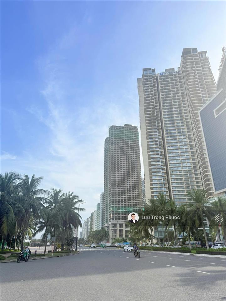 Đất biển diện tích lớn 1.650m²,2 mặt tiền,ngay sau võ nguyên giáp,dòng tiền 120tr/tháng