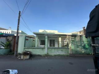 Bán đât tặng căn nhà c4 ( bề ngang 8m ) đường xe hơi tránh nhau, xây dựng cao tầng.