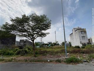 Cắt lỗ bán nhanh lô 5x21m đường 11c, sổ sang tên giá 1tỷ680