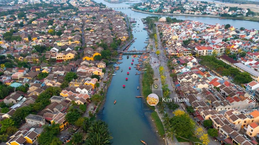 Bán khách sạn trục chính cửa đại hội an, 41 phòng, đi bộ phố cổ 5 phút