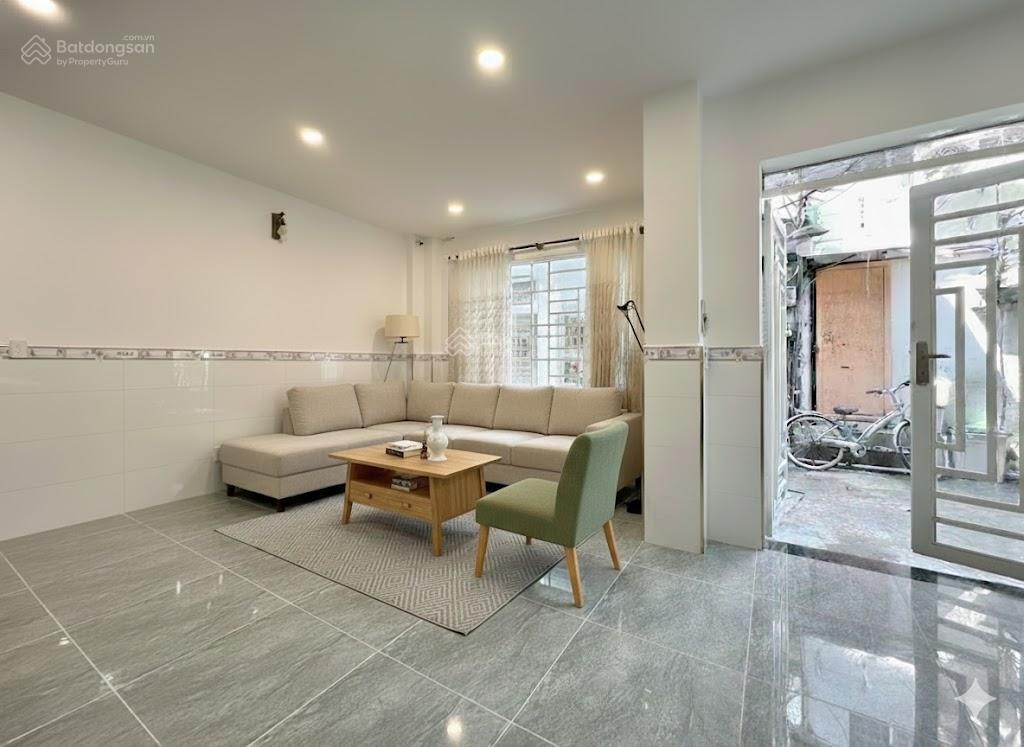 * siêu vị trí * hẻm 4m trường sa q.pn, 2tầng 41m2 (6x7.5) 3pn 3wc  6.5 tỷ (nt mới đẹp)