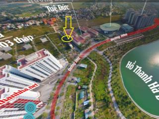 Cần bán liền kề ven hồ, gần đường 30m, vị trí kinh doanh tốt