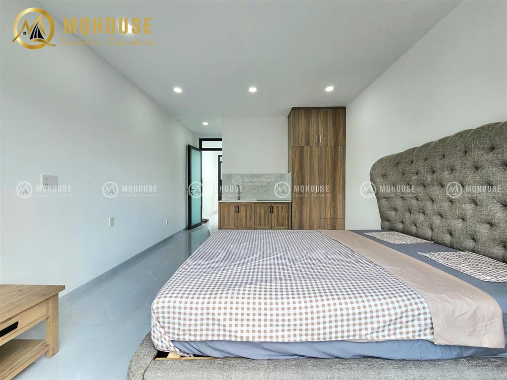 Chdv studio ban công, cửa sổ full nt ngay đh văn hiến  đh công thương giáp tân bình q11 bình tân