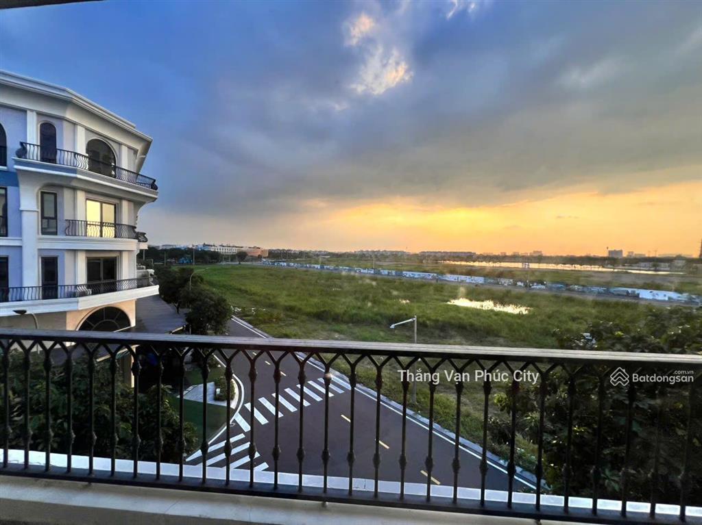Bán căn góc siêu đẹp vạn phúc, 13x20m giáp đinh thi thi, trung tâm thương mại diamond sky, nhạc nướ