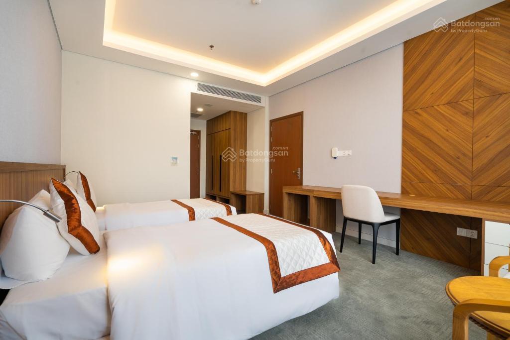 66 tỷ thu nhập 400 triệu /tháng  góc 2 mặt tiền / liên phường  cn 990m2 / hầm 7 tầng  60 chdv