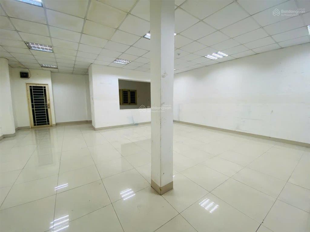 Chính chủ cho thuê nhà  mặt tiền nguyễn văn trỗi  8x15m  3 tầng suốt  giá 110 triệu