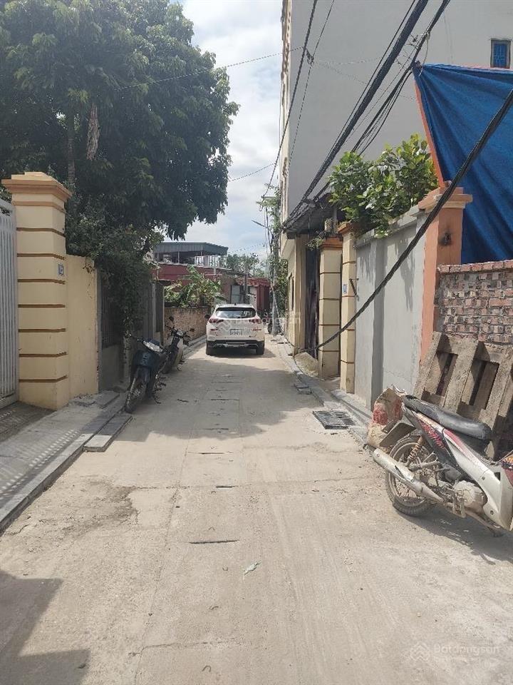 Chính chủ bán lô góc 2 mặt tiền lại đà đường ô tô vài bước ra triển lãm quốc gia