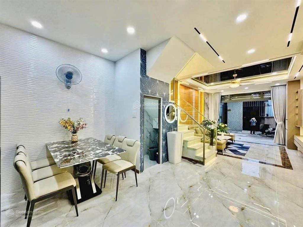 Nhà 63m2 hẻm 5m quang trung, gò vấp. xây 4 tầng, gần vincom & chợ hạnh thông tây  chỉ 2 tỷ 850