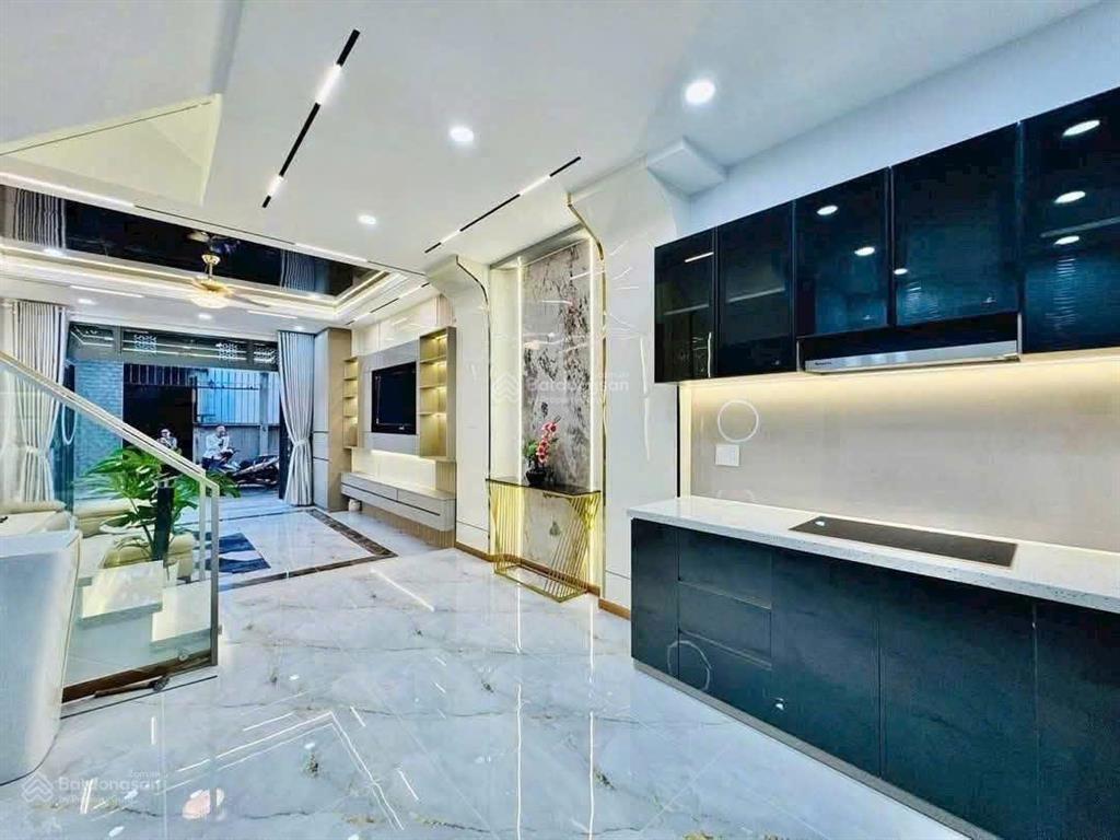 Nhà 63m2 hẻm 5m quang trung, gò vấp. xây 4 tầng, gần vincom & chợ hạnh thông tây  chỉ 2 tỷ 850