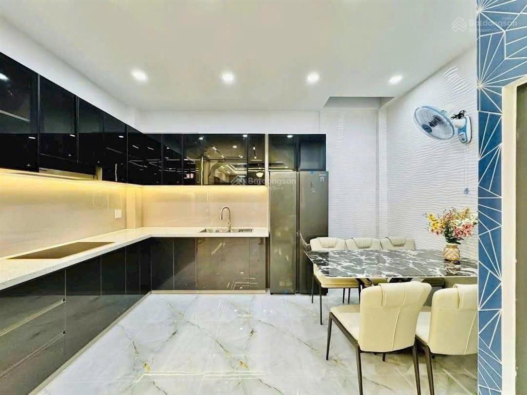 Nhà 63m2 hẻm 5m quang trung, gò vấp. xây 4 tầng, gần vincom & chợ hạnh thông tây  chỉ 2 tỷ 850