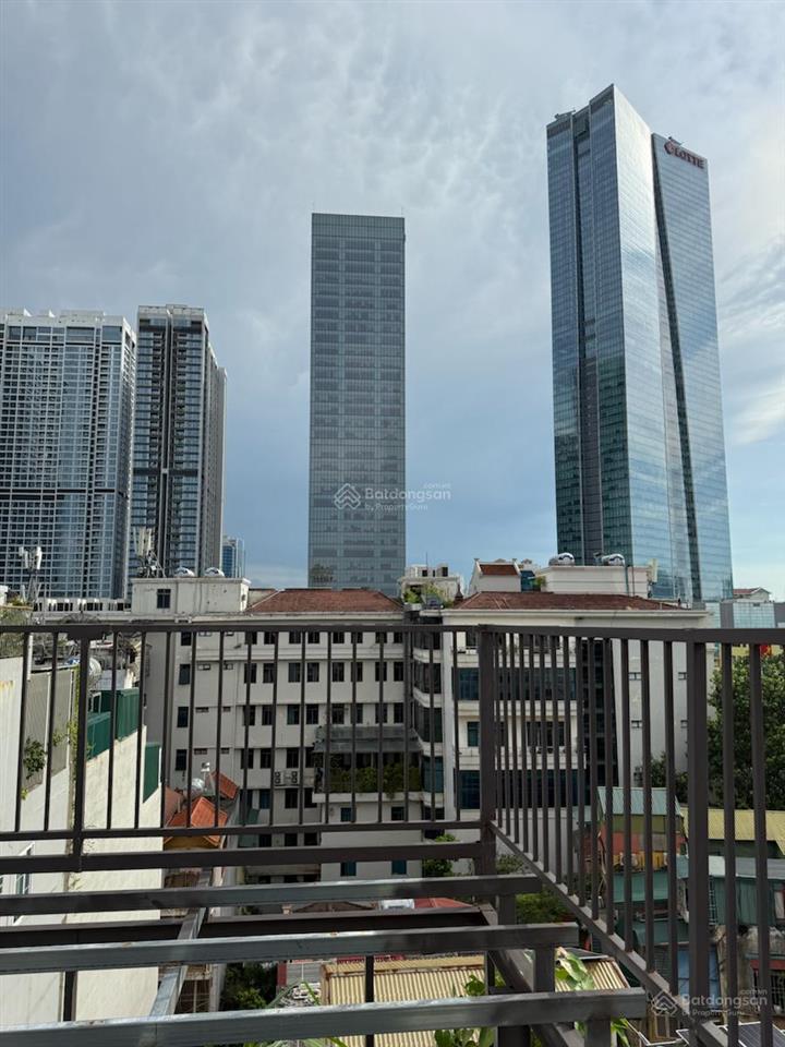 Bán nhà biệt thự giải phóng hai bà trưng 3 ô tô tránh và dừng đỗ, vỉa hè, kinh doanh 147m2 mt 13m.