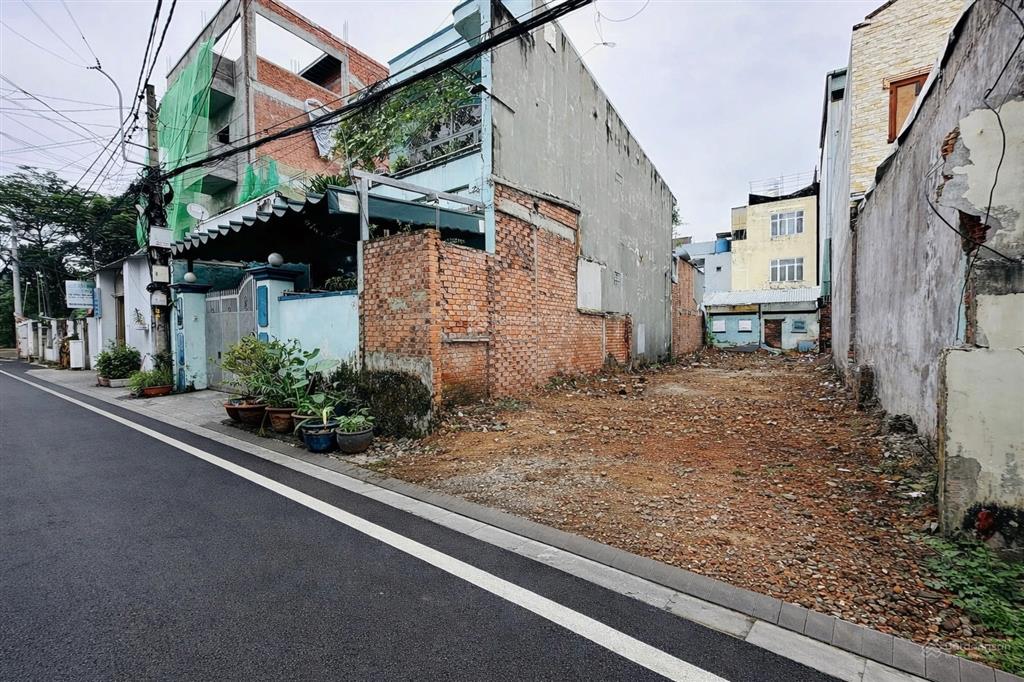 Chủ ngộp bank cần bán gấp lô đất mặt tiền đường man thiện kinh doanh sầm uất dt 148m2 giá chỉ 10tỷ