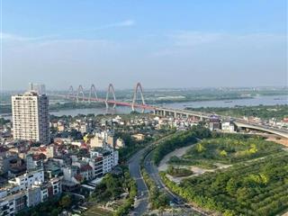 Bán căn 2pn/82m2 view sông hồng  cầu nhật tân/ full đồ/ có sổ/ giá 8.4 tỷ bp/  0986 558 ***