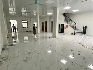 Cho thuê nhà vạn phúc, galaxy tố hữu, dt 200m2x6 tầng, thông sàn, thang máy, giá chỉ 90tr