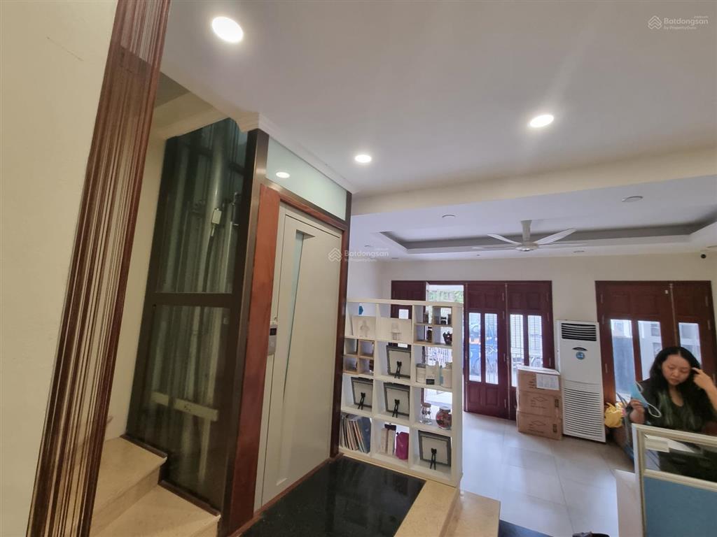 Cho thuê nhà nguyễn chánh, kđt nam trung yên. dt 80m2, 4 tầng, nhà đẹp, vị trí kinh doanh, 50tr